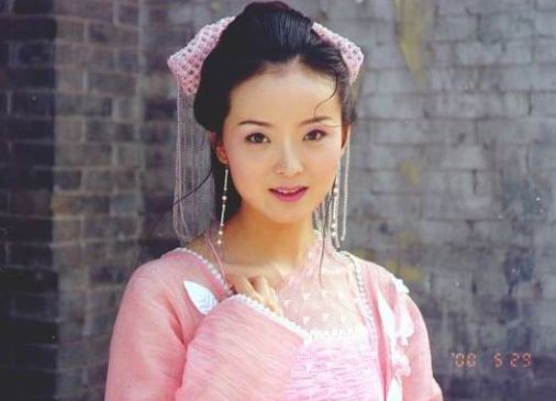 周慧敏高圆圆刘诗诗 古装剧老中青三代粉衣佳