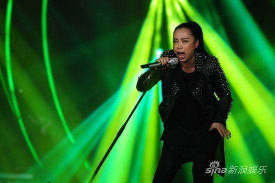 华语乐坛唱功排名_华语男歌手唱功排行榜(2)