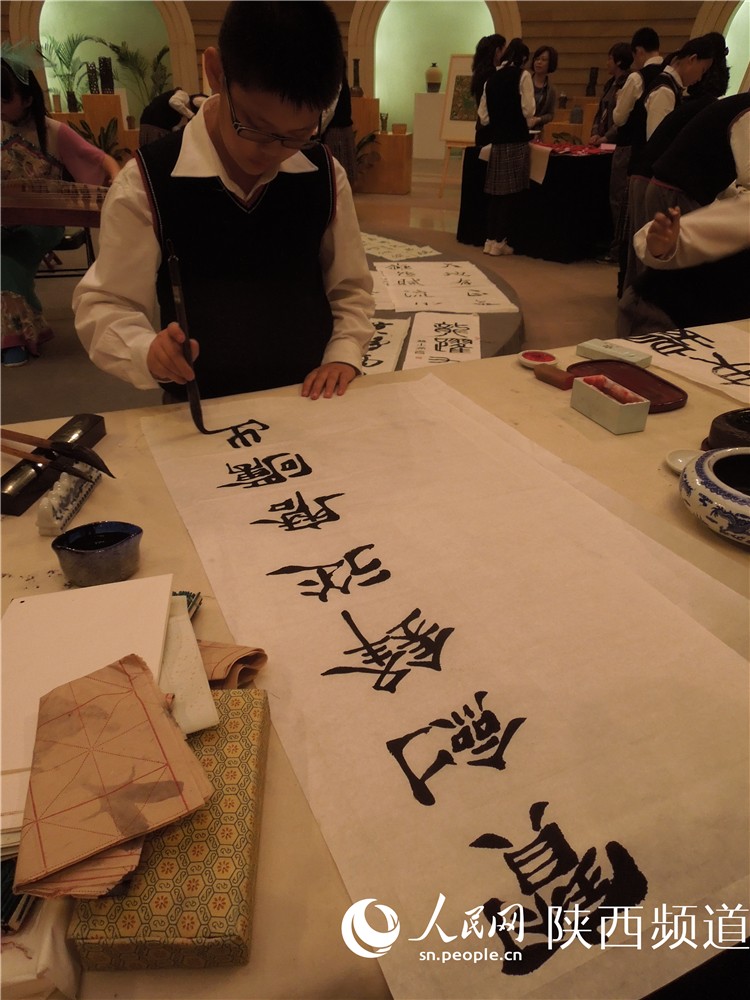 初中生创意作品展家长称手工迷恋差异就很少初中生性别孩子的性格对v家长的成绩图片