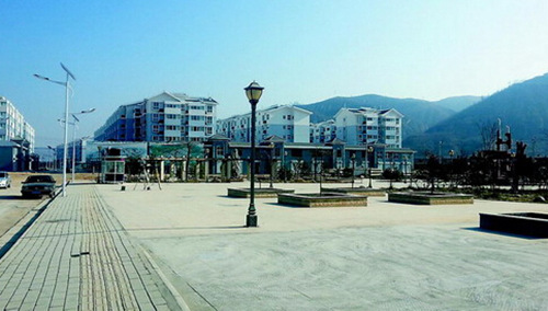 小城镇 大精彩 子长县重点镇建设现状调查