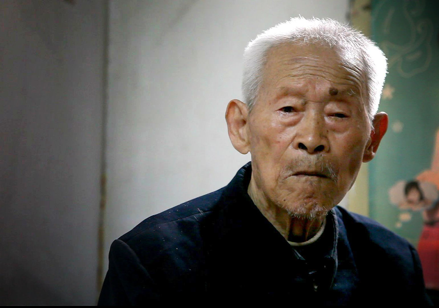 95岁抗战老兵:目击连长扑向地雷 与日本兵同归