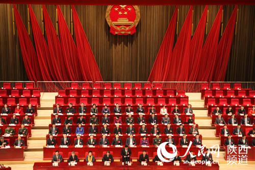 陕西省十二届人大六次会议开幕 胡和平作政府