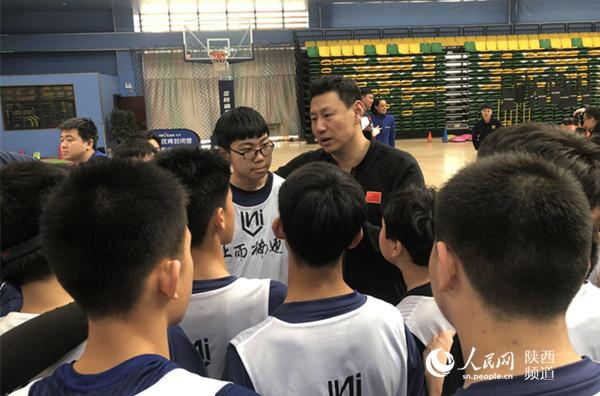 迎楠而上李楠篮球训练营在西安举办