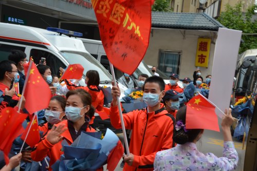 26+8 ��������ҽԺ26������Ӣ�۽������뷵Ժ������11��