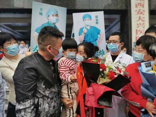 26+8 ��������ҽԺ26������Ӣ�۽������뷵Ժ������15��