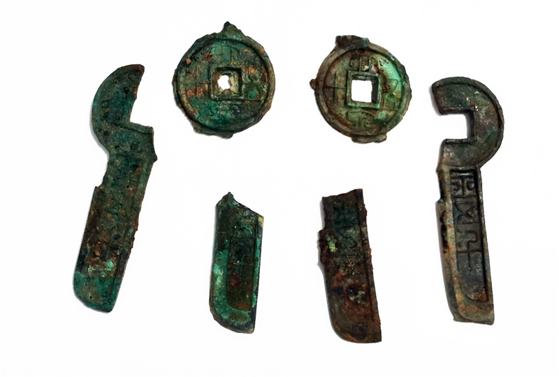 兆伦锺官铸钱遗址出土的铜钱。中国社会科学院考古研究所供图