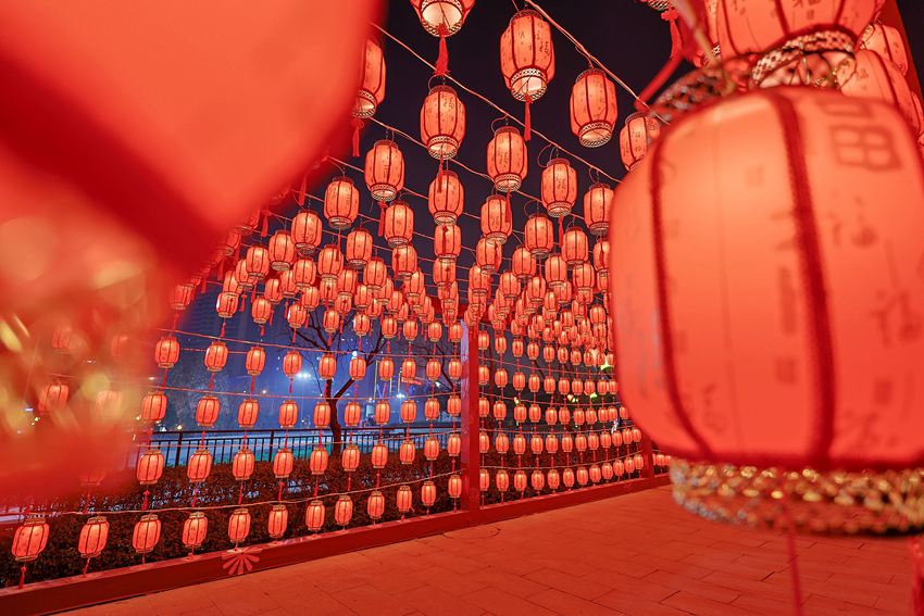 陝西西安：元宇宙新春燈會小年夜璀璨開園。陝旅集團供圖