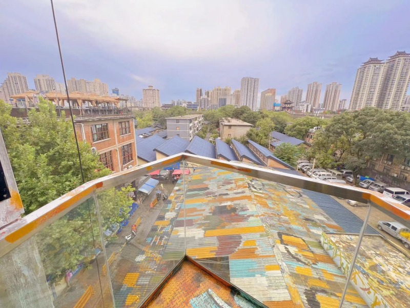 “老菜场”的网红屋顶。人民网记者 邓楠摄