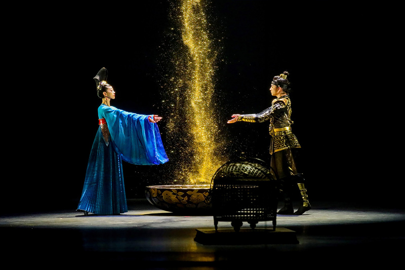 由張藝謀等創作的舞台劇《無界·長安》作為開幕演出劇目迎來舞台首秀。陝西省文旅廳供圖