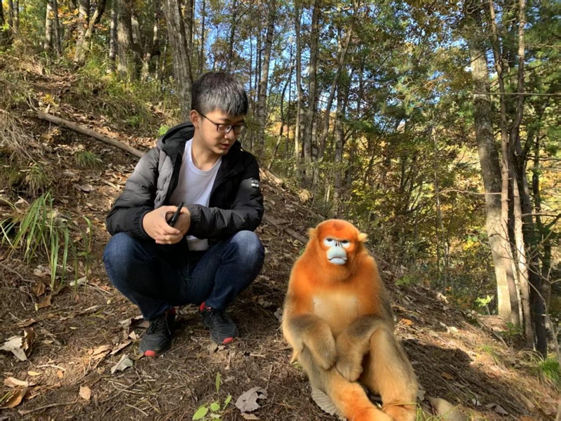 團隊成員進行野外考察。受訪者供圖