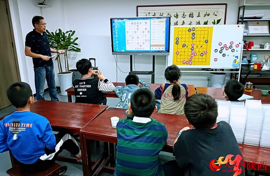 少儿象棋课程正在进行。人民网记者 魏鑫摄