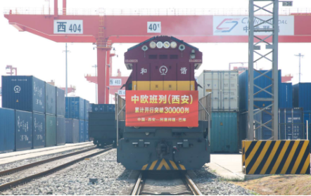 驰骋丝路12载 “班列+”效应显现