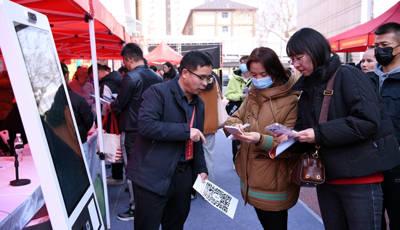 2026年春季大型就業招聘活動現場。西安市總工會供圖