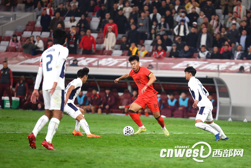 中国U23男足2比2战平泰国。