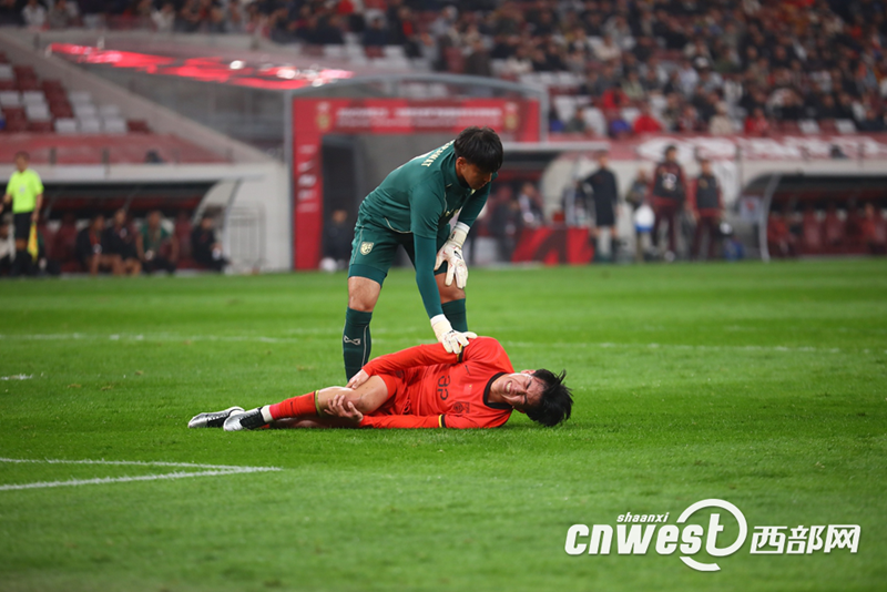 中国U23男足2比2战平泰国。