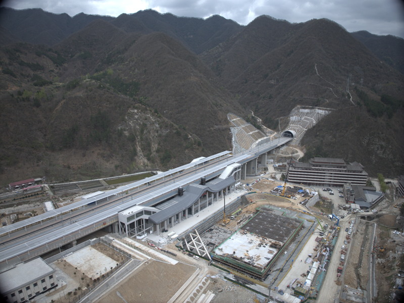 西康高铁牛背梁站建设现场。熊国栋摄