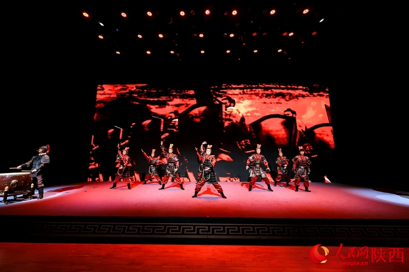 活动现场的《诗经·秦风·无衣》舞蹈表演。人民网记者 孙挺摄