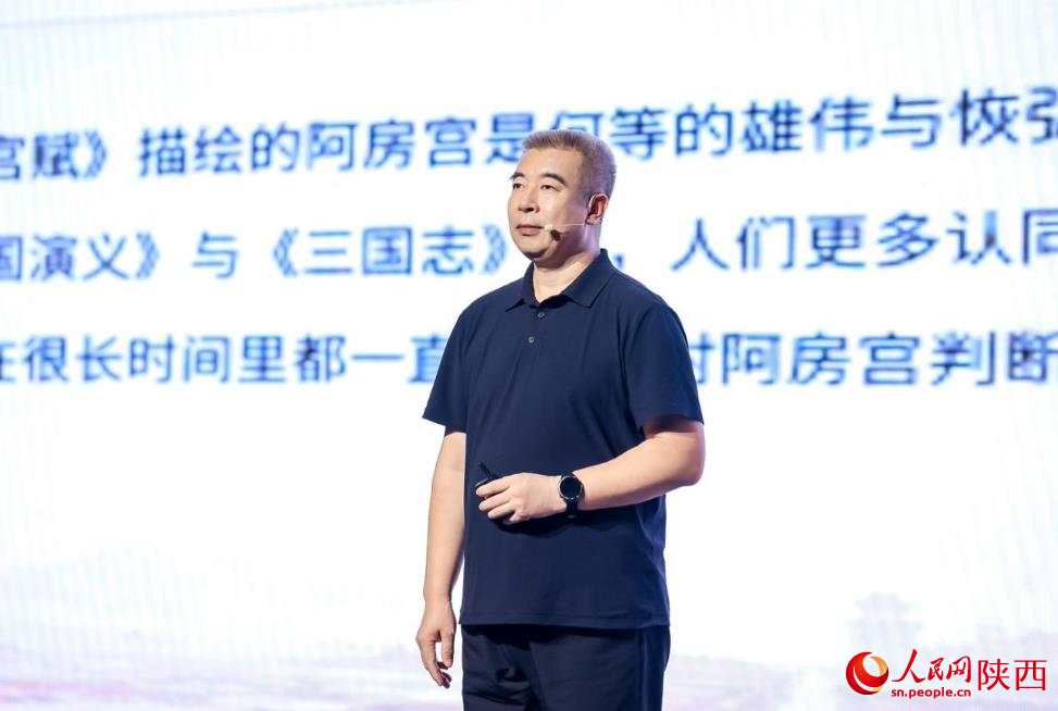 主讲人刘瑞。人民网记者 孙挺摄