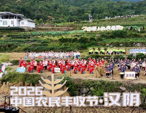 田埂上，幸福歌裡話豐年