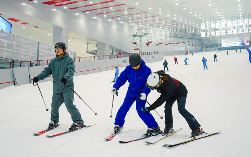 冰雪运动。浐灞国际港供图