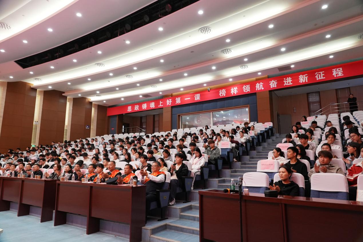 活动现场。西安市总工会供图